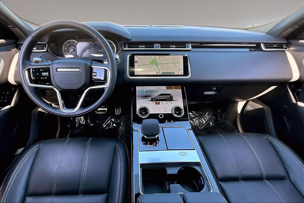 Used 2023 Land Rover Range Rover Velar R-Dynamic S AWD/4WD image 7