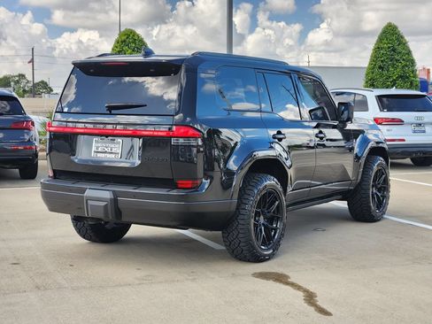 Used 2025 Lexus GX 550 w/ Accessory Package (2T) AWD/4WD image 7