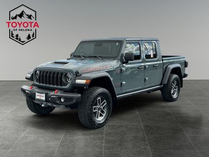 Used 2025 Jeep Gladiator Mojave w/ Convenience Group