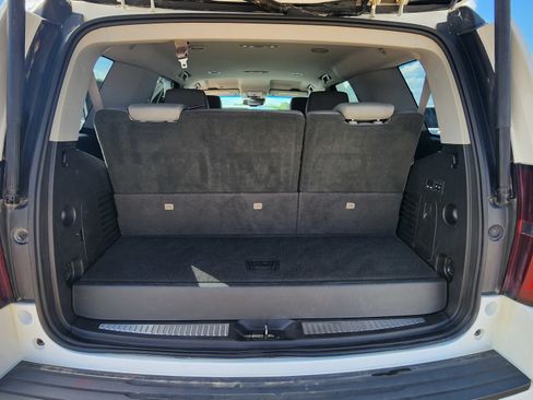Used 2015 Chevrolet Tahoe LT w/ Luxury Package AWD/4WD image 22