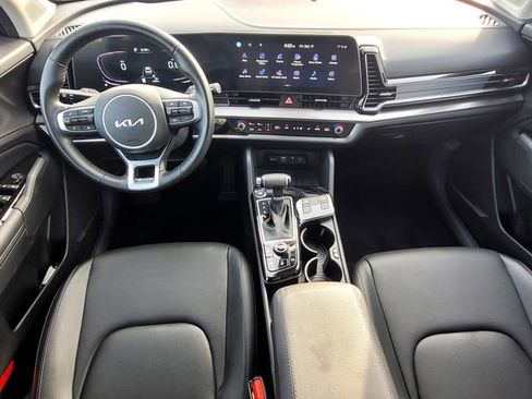 Used 2024 Kia Sportage EX image 22