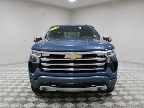 Used 2024 Chevrolet Silverado 1500 High Country w/ High Country Premium Package image 7