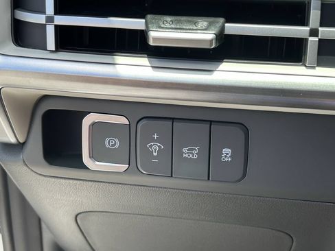 New 2026 Hyundai Santa Fe Limited FWD image 31