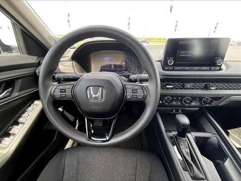 Used 2024 Honda Accord EX image 8