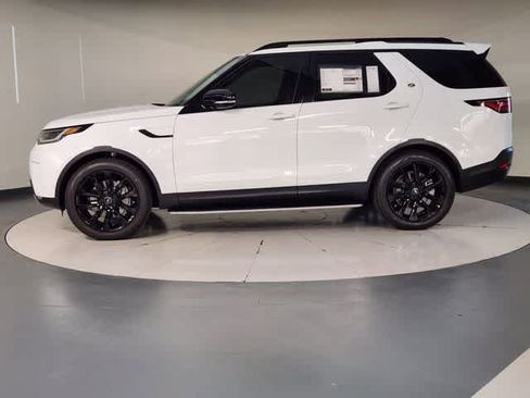 New 2026 Land Rover Discovery S AWD/4WD image 5