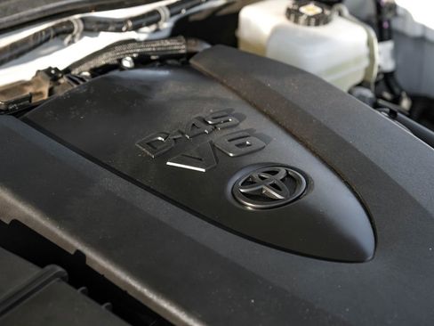 Used 2023 Toyota Tacoma TRD Off-Road image 54