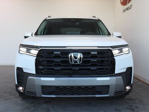 Used 2026 Honda Pilot Elite image 2
