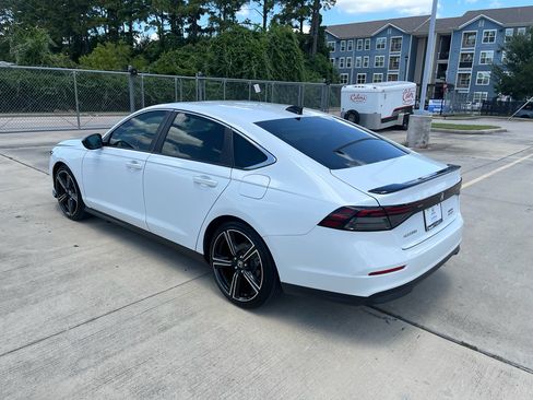 Certified 2023 Honda Accord Sport image 6