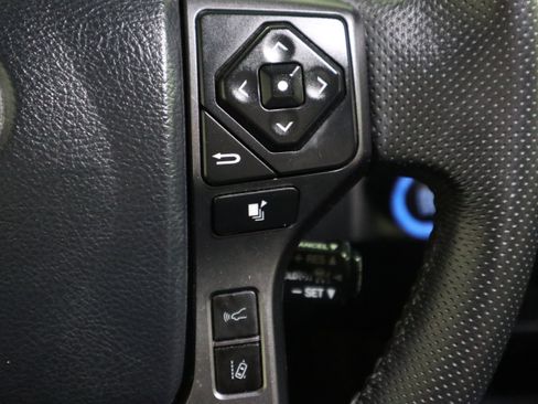 Used 2019 Toyota Tacoma TRD Pro AWD/4WD image 29