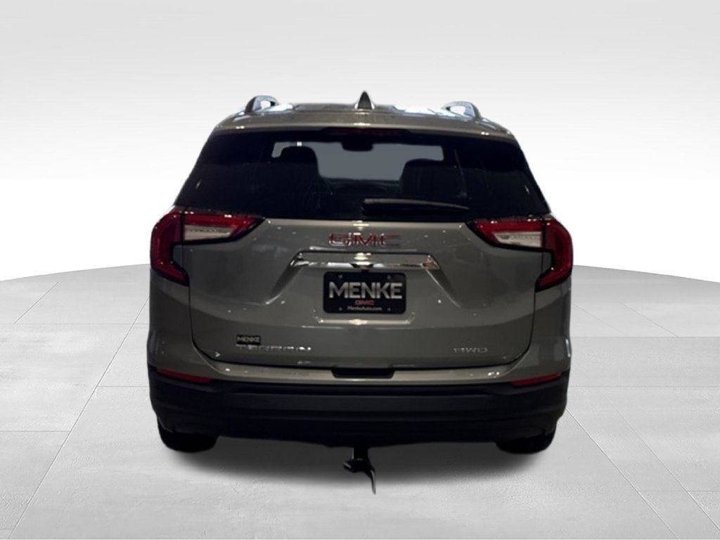 Used 2024 GMC Terrain SLE w/ Driver Convenience Package AWD/4WD image 6
