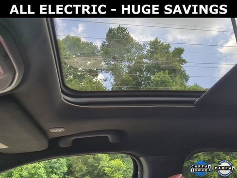 Used 2025 Jeep Wagoneer S Launch Edition image 4