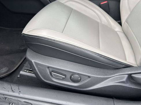 Used 2024 Ford Mustang Premium RWD image 13