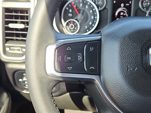 Used 2025 RAM 2500 Big Horn AWD/4WD image 16