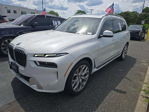 Used 2024 BMW X7 xDrive40i w/ Climate Comfort Package AWD/4WD image 1