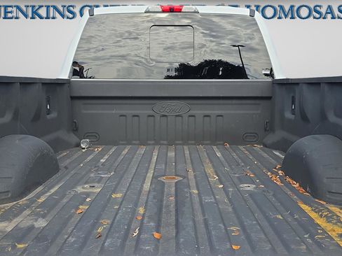 Used 2023 Ford F450 Lariat image 8