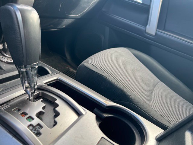 Used 2018 Toyota 4Runner SR5 AWD/4WD image 22