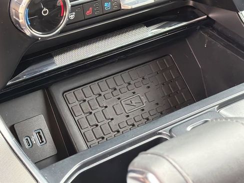 Used 2024 Ford F150 Platinum image 30