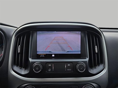 Used 2020 Chevrolet Colorado LT w/ Colorado RST Special Edition image 23