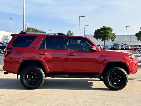 Used 2024 Toyota 4Runner SR5 Premium w/ Moonroof Package AWD/4WD image 3