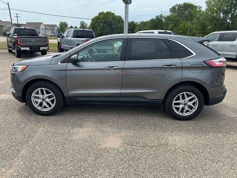 Used 2024 Ford Edge SEL w/ Convenience Package AWD/4WD image 4