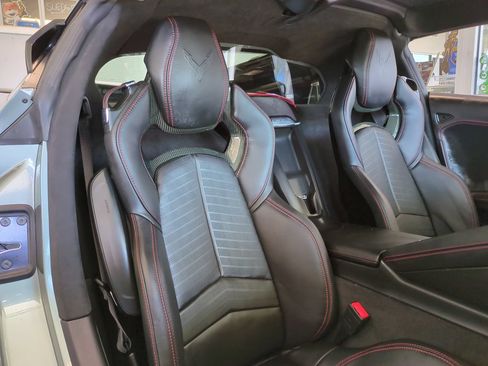 Used 2023 Chevrolet Corvette Stingray Premium Cpe w/ Z51 Performance Package RWD image 15