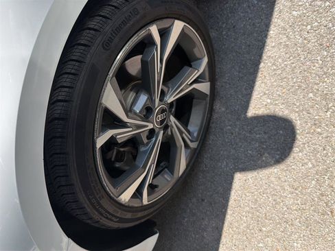 Used 2022 Audi A3 2.0T Premium FWD image 11