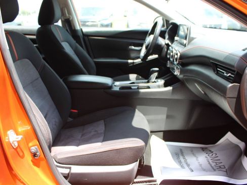 Used 2023 Nissan Sentra SR FWD image 46