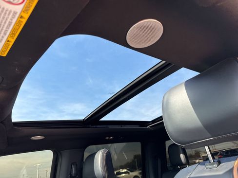 Used 2024 Ford F250 Platinum image 15