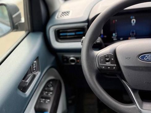 New 2026 Ford Maverick XLT image 18