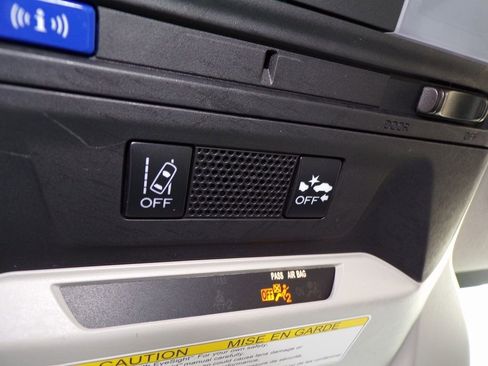 Used 2023 Subaru Crosstrek 2.0i Premium image 21