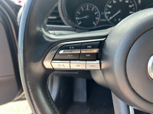 Used 2023 MAZDA MAZDA3 s image 18