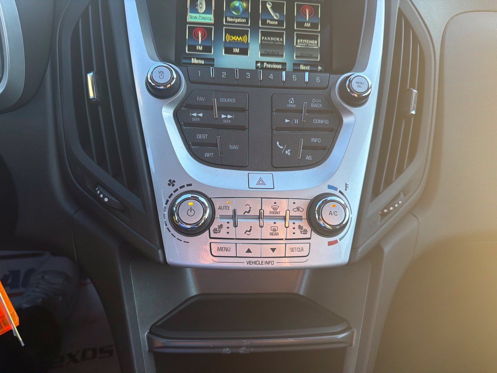 Used 2016 Chevrolet Equinox LT FWD image 15