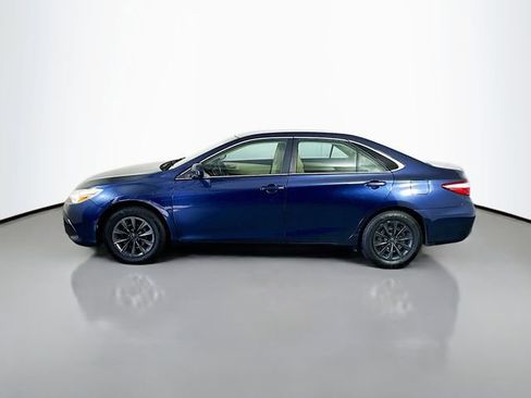 Used 2017 Toyota Camry LE image 9