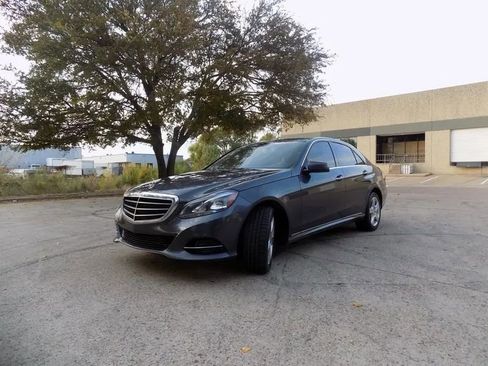 Used 2014 Mercedes-Benz E 350 Sedan image 1