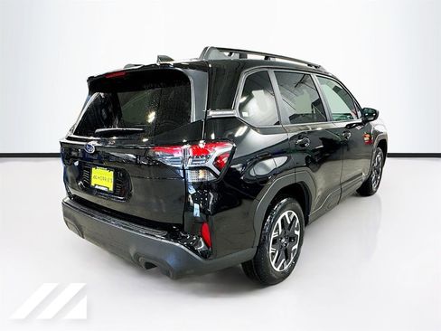 New 2026 Subaru Forester Premium image 5