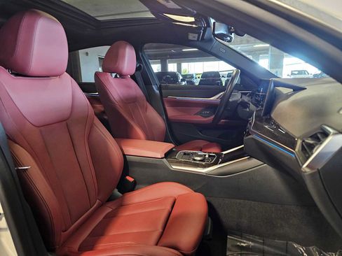 Certified 2023 BMW i4 eDrive35 w/ Premium Package RWD image 33