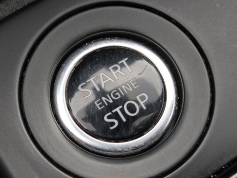 Used 2021 Nissan Sentra S FWD image 32