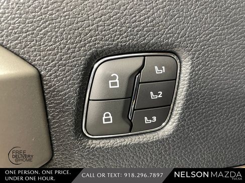 Used 2022 Ford F350 Lariat w/ Lariat Value Package image 24