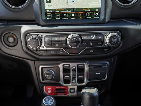 Used 2023 Jeep Wrangler Unlimited Rubicon 4xe w/ Steel Bumper Group image 32