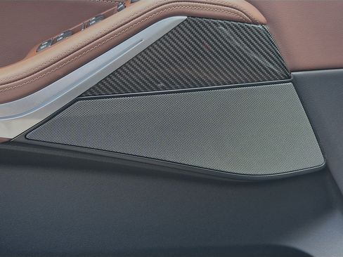 New 2027 BMW X7 M60i AWD/4WD image 25