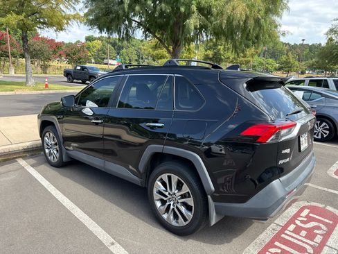 Used 2023 Toyota RAV4 Limited w/ Limited Grade Weather Package AWD/4WD image 5