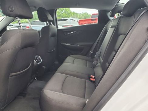 Used 2019 Chevrolet Malibu LT w/ Driver Confidence Package II FWD image 12