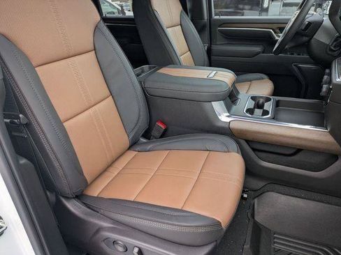 New 2026 Chevrolet Silverado 3500 High Country w/ Technology Package AWD/4WD image 34