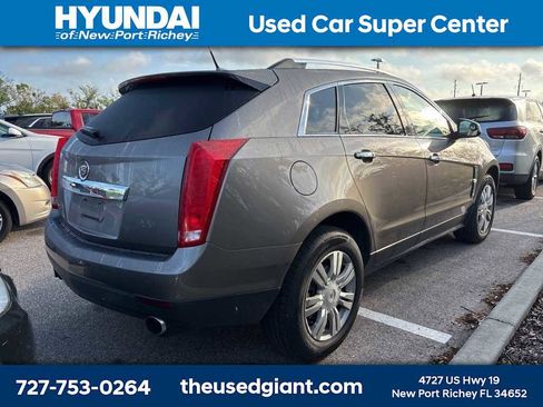 Used 2011 Cadillac SRX Luxury image 3