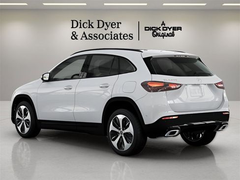 Used 2026 Mercedes-Benz GLA 250 image 18