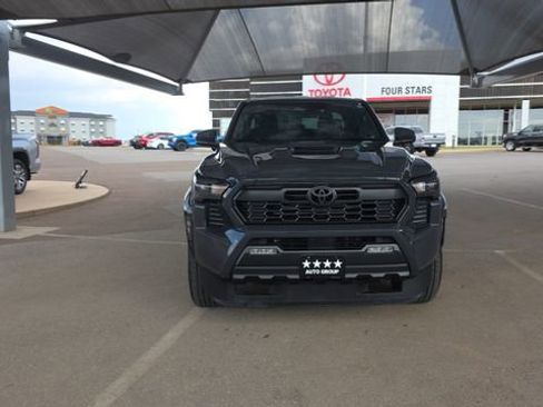 Used 2024 Toyota Tacoma TRD Sport RWD image 3