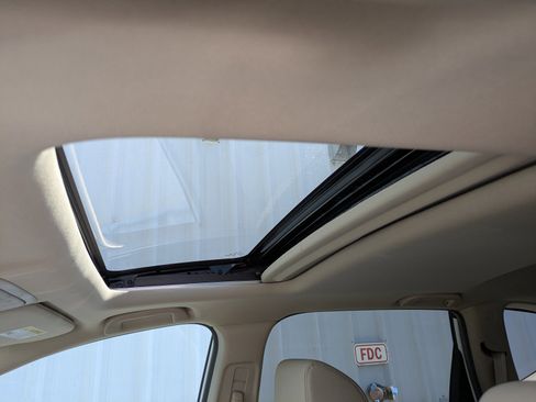 Used 2021 Honda CR-V EX-L image 19