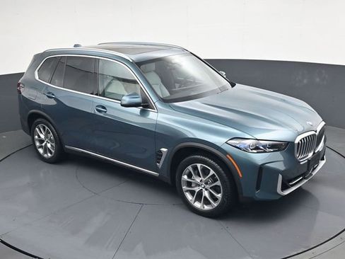 Used 2025 BMW X5 xDrive40i AWD/4WD image 26