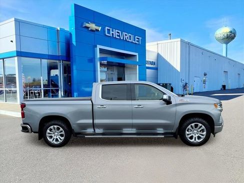 Used 2024 Chevrolet Silverado 1500 LTZ image 2