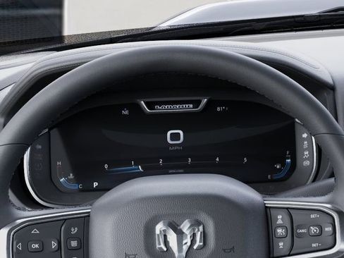 New 2026 RAM 2500 Laramie AWD/4WD image 17